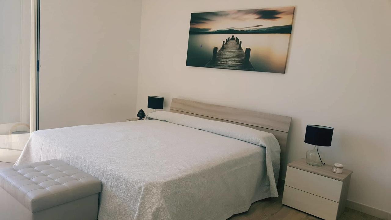 Hotel Falco D'Oro Чистерніно Екстер'єр фото